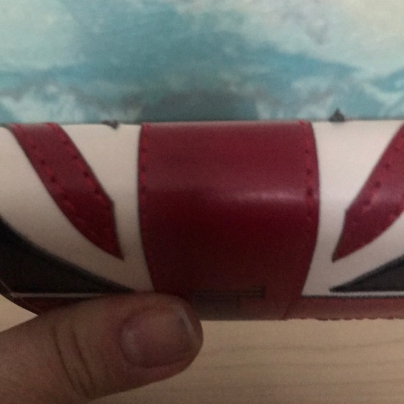 THREE OLIVES London Vodka Flask 6 oz stainless stl - Picture 5 of 5